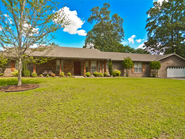 1215 Smithers, Benton, AR 72015