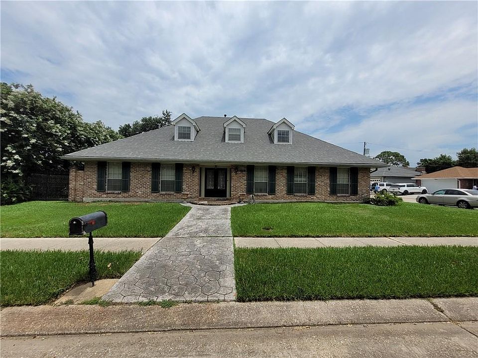 1st image of 3701 N Labarre Rd