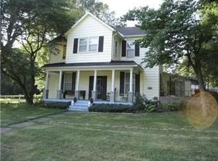 820 Richfield Rd, Liberty, MO 64068