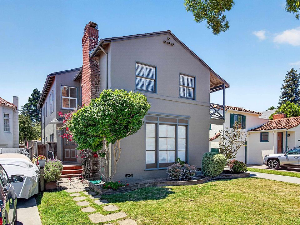 1st image of 2926/2928 Fernside Blvd
