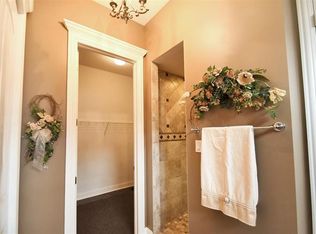 8720 Winding Trl, Saint John, IN 46373