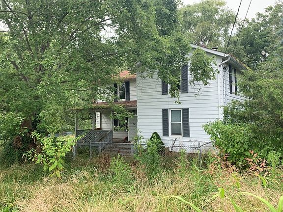 2nd image of 319 Mineral St