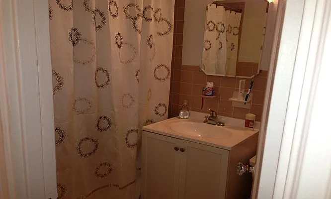 Rented by America Mecca Realty LLC | media 15