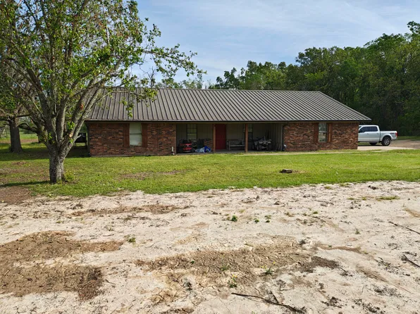 1744 Highway 80, Delhi, LA 71232
