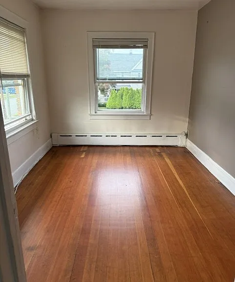 2004 Grand St #2 — Photo 9