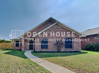 430 Kamber Ln, Wylie, TX 75098