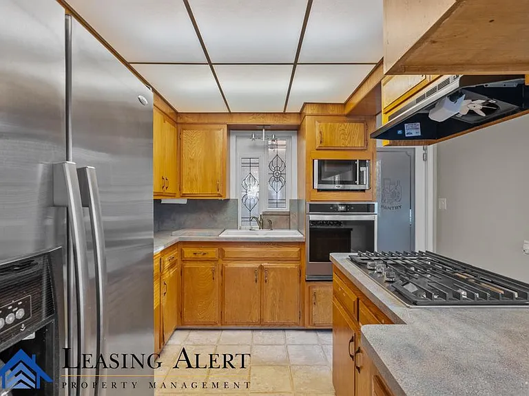 3305 W Avenue L8 — Photo 7