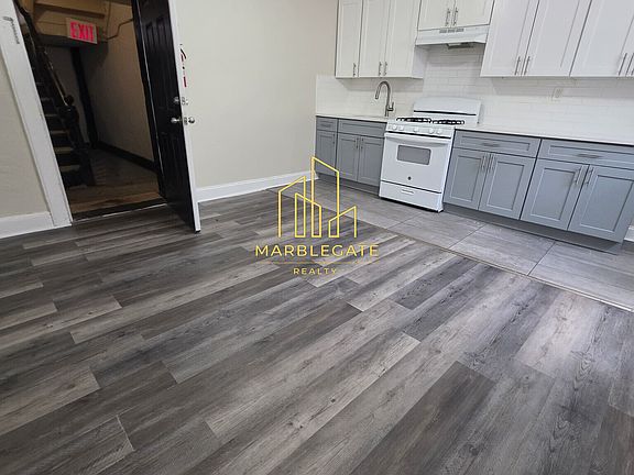 2nd image of 125 Osborne Ter #177