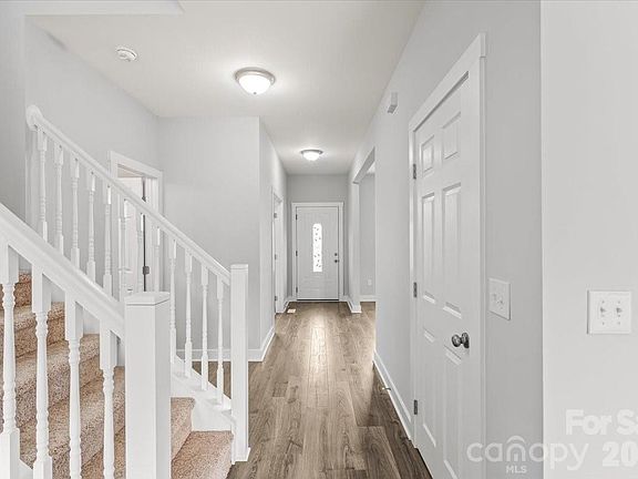 5th image of 1026 Heath Helms Rd