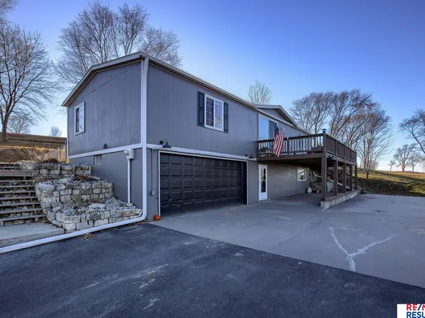 2605 Spracklin Ln, Omaha, NE 68152
