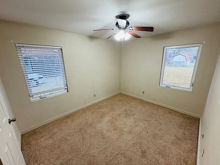 4623 Bruce Ave — Photo 13
