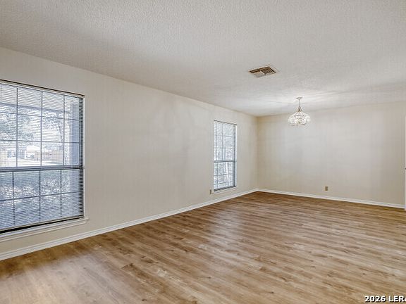 4th image of 13735 Forest Point