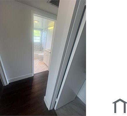 3rd image of 252 Mansfield #F