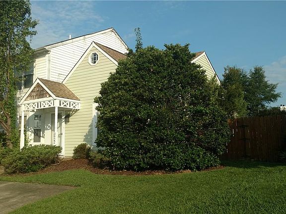 2nd image of 3922 Buchanan Dr