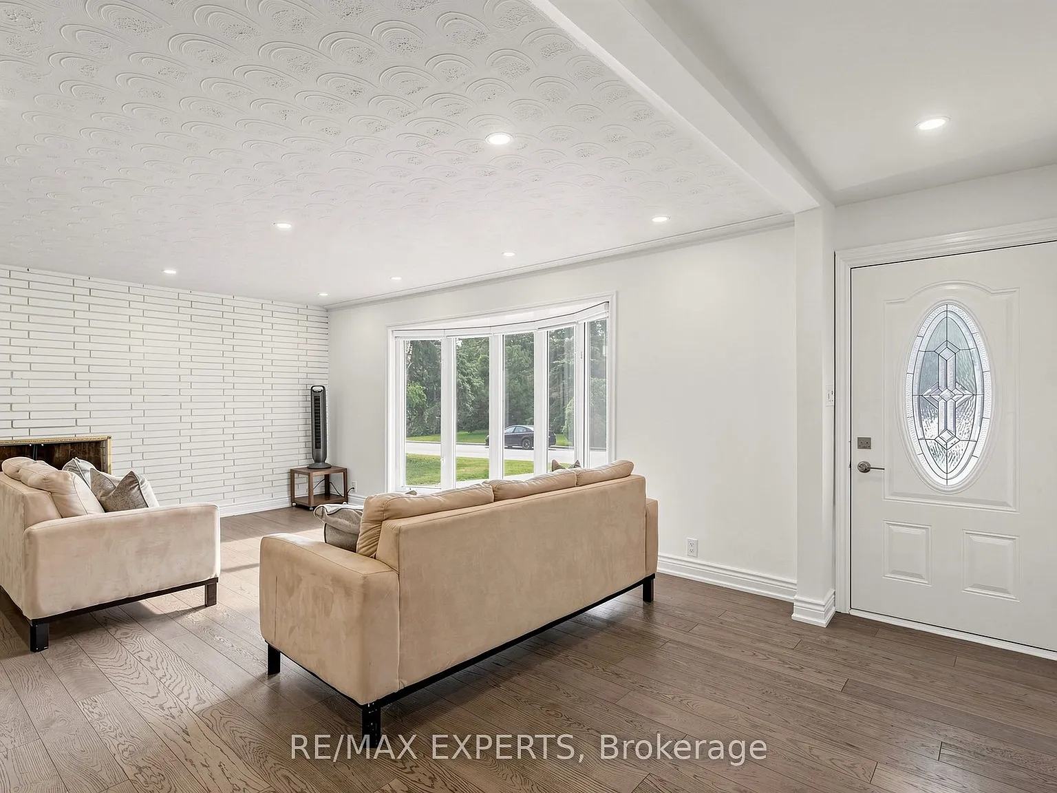 4 bed, $4,400 — Photo 4