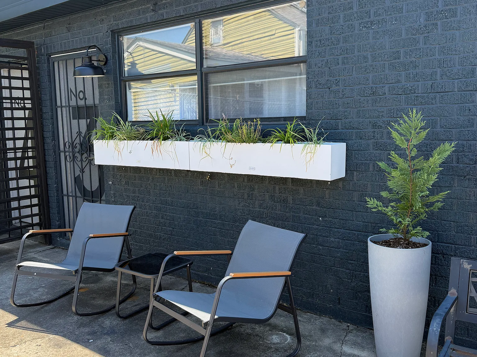 2 bed, 750 sqft, $1,675 — Photo 1