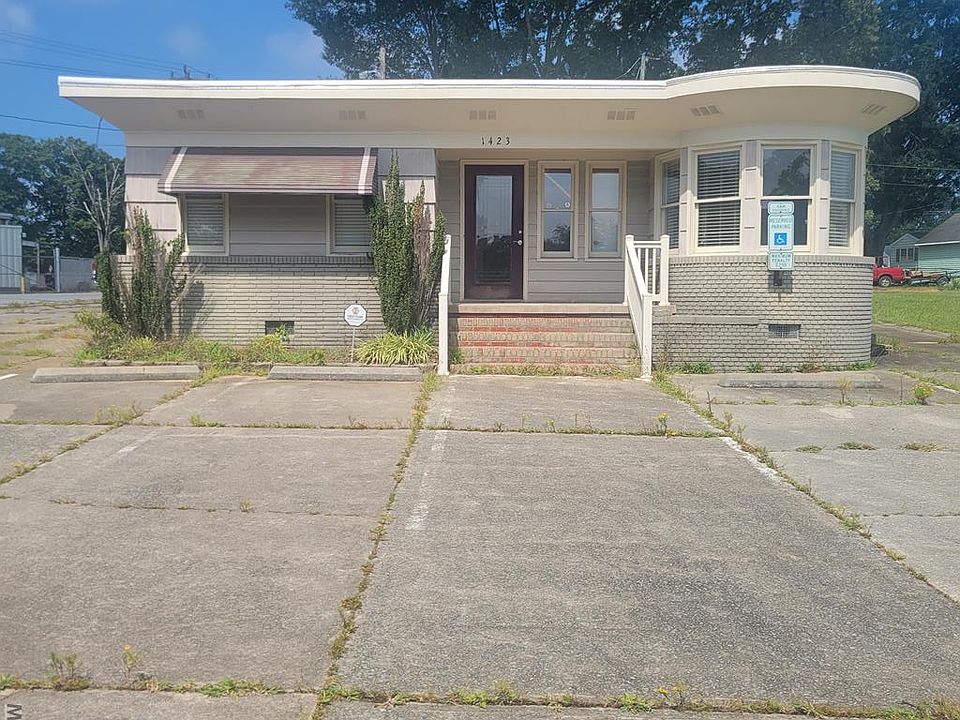 1st image of Marshall St