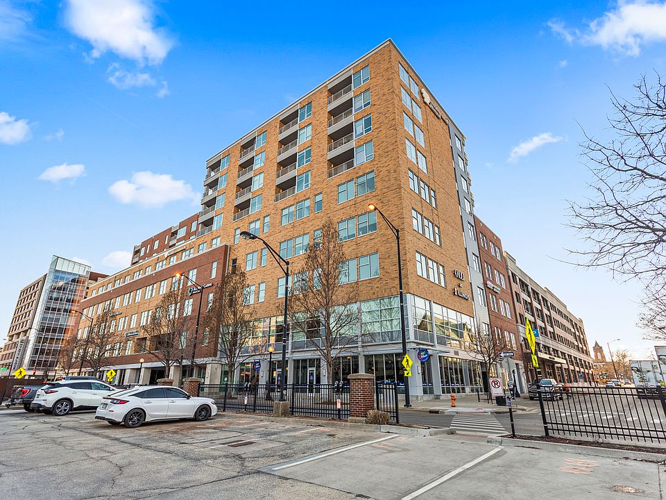 1st image of 301 N Neil St APT 904