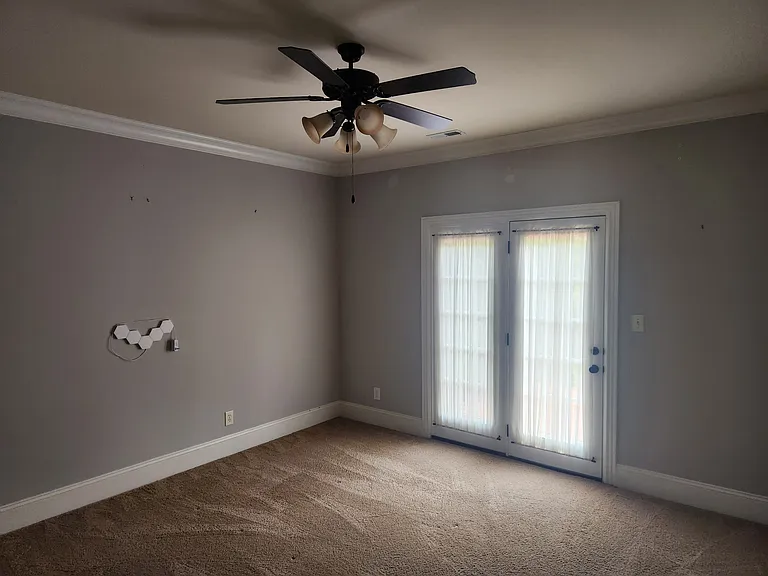 105 Grove Park Ln — Photo 11