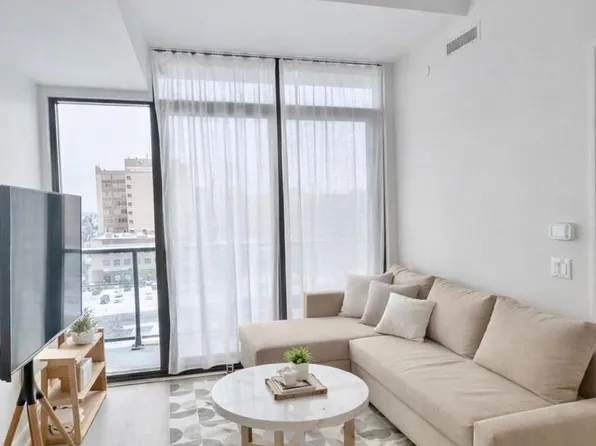 3009 Novar Rd #716, Mississauga, ON L5B 1S4