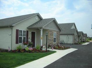 890 Country Side Ln, Sidney, OH 45365