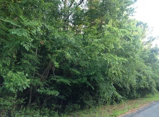 333 Hickory Cir, Hampstead, NC 28443