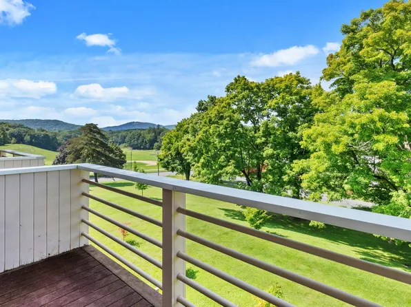 200 W Housatonic St APT 22, Pittsfield, MA 01201