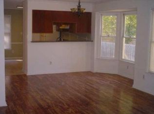 8033 Woodlake Dr, Riverdale, GA 30274