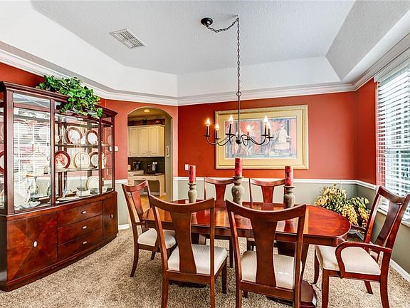 4th image of 338 Savannah Holly Ln