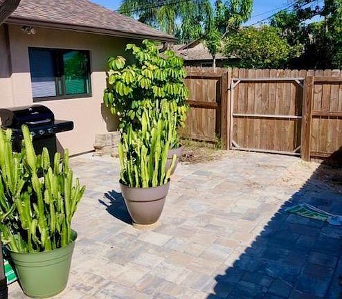 3rd image of 8152 Sanibel Blvd