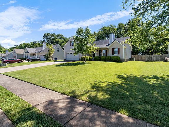 4th image of 4009 Challis Dr
