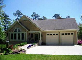 603 Sawgrass Rd, Hampstead, NC 28443