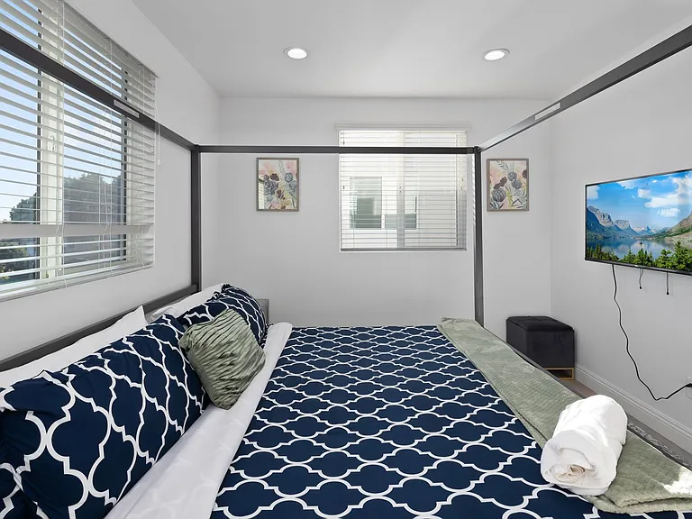 New Construction 4-Unit Townhome Community | Luxury Living Near DTLA — Photo 34