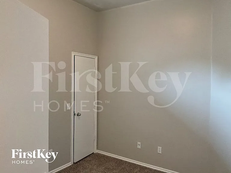 5108 NW 163rd St — Photo 10