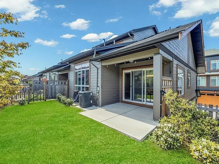 17033 Fraser Hwy #34 — Photo 8
