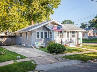 3201 Bowdoin St, Des Moines, IA 50313