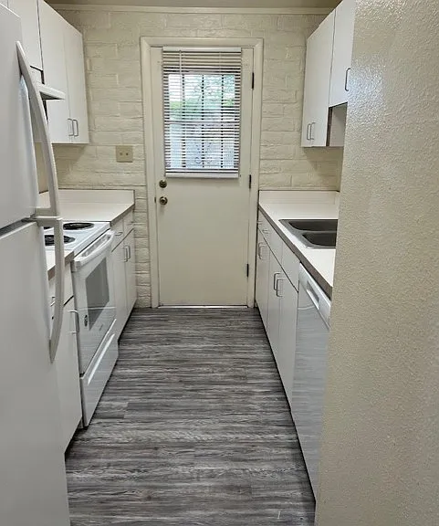 3973 E Lee St #3973 — Photo 2