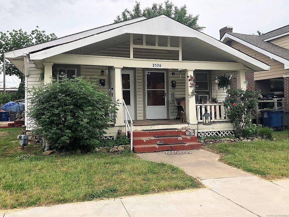 2nd image of 2526 E Admiral Ct #B