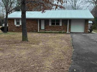 76 Byrd Ln, Cabot, AR 72023