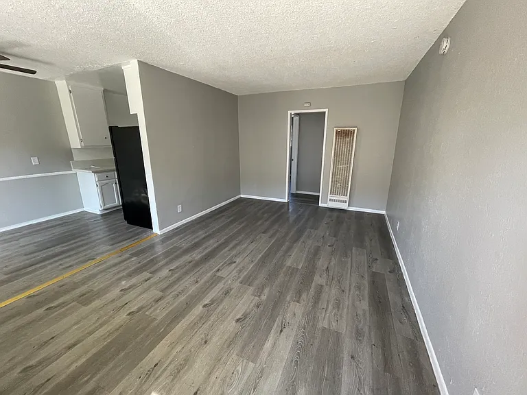 1705 E Kay St #2 — Photo 4