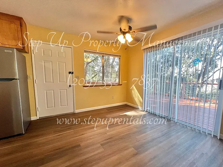 20356 Honey Ln — Photo 4