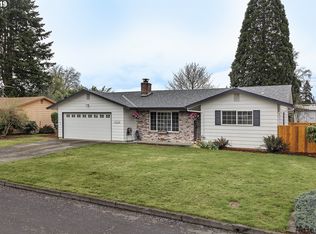 3052 NE Lincoln St, Hillsboro, OR 97124