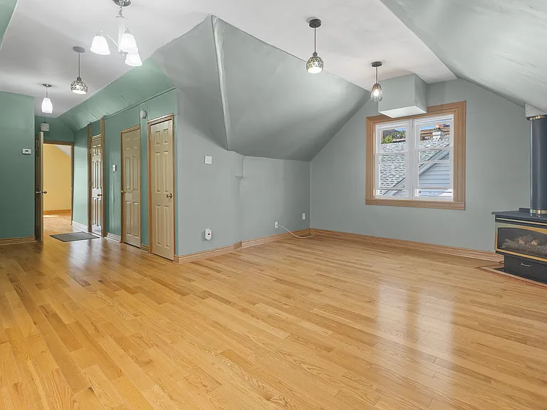 38 Marlborough Ave — Photo 20
