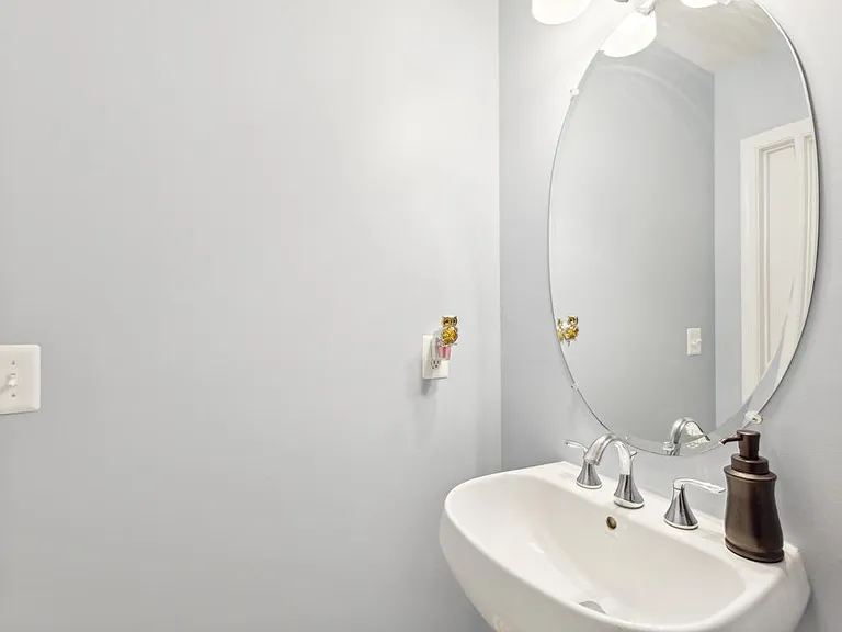 3526 Huntley Manor Ln — Photo 10
