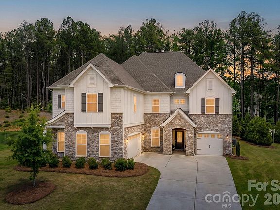 3rd image of 3138 Montreaux Valley Dr