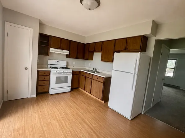 5372 Plaza Ave, Portage, IN 46368