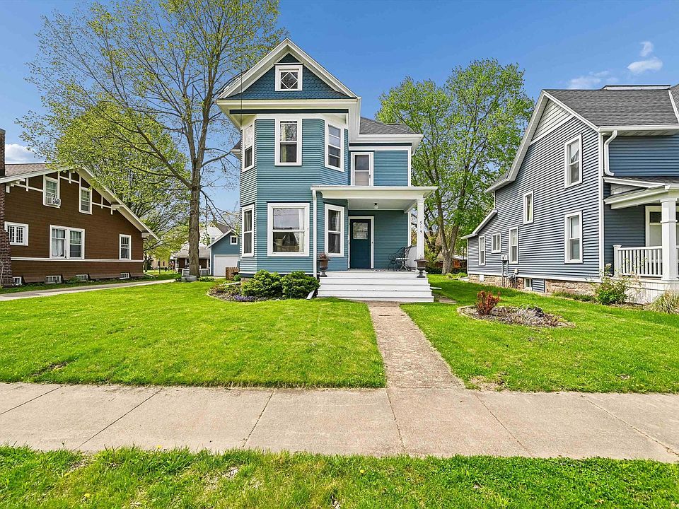 1st image of 515 2nd St NW