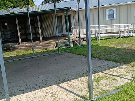 2nd image of 10508 N Meridian Rd