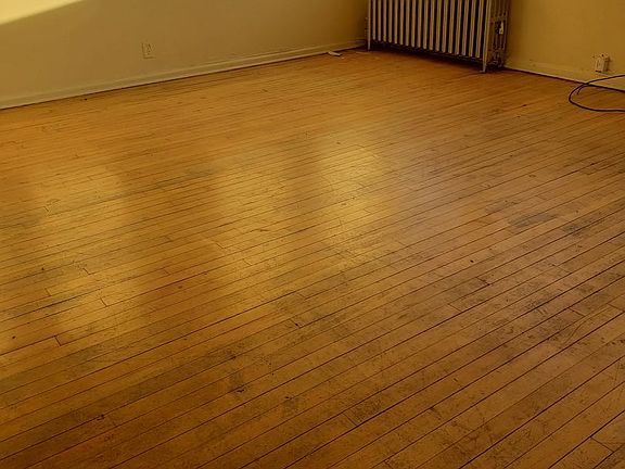 2nd image of 1206 W Lincoln Ave #9