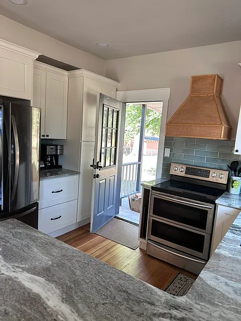 3 bed, $3,500 — Photo 3